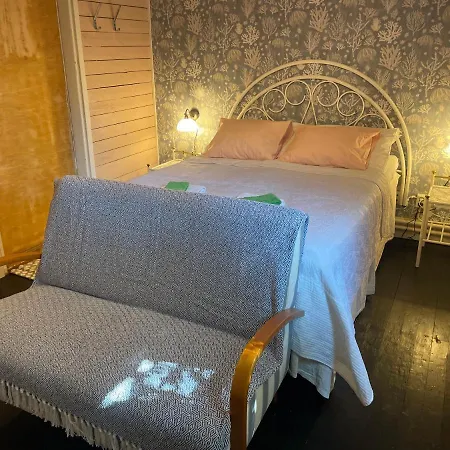 Hostal Koulumaeki *