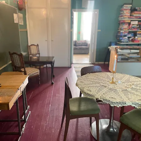 Koulumaeki Hostel Karkola