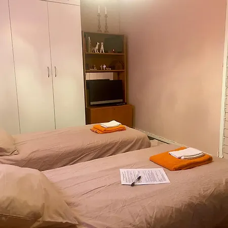 Koulumaeki Hostel Karkola