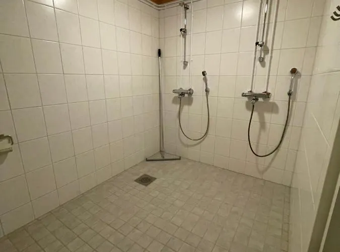 Koulumaeki Ostello *