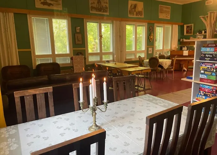 Koulumaeki Ostello Karkola